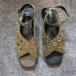 No Boundaries Olive Green Sandals with Grommet Detail
